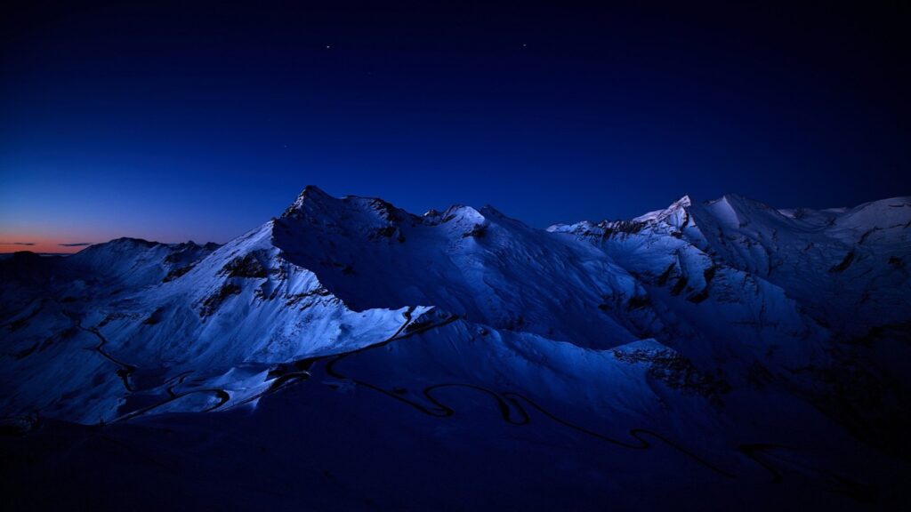 A pureza do inverno: Um cenário que reflete a paz e a quietude nesse wallpaper para pc