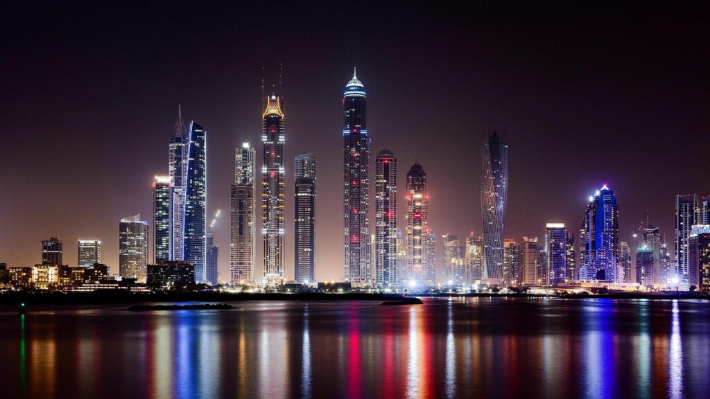 Dubai iluminada nesse wallpaper de pc